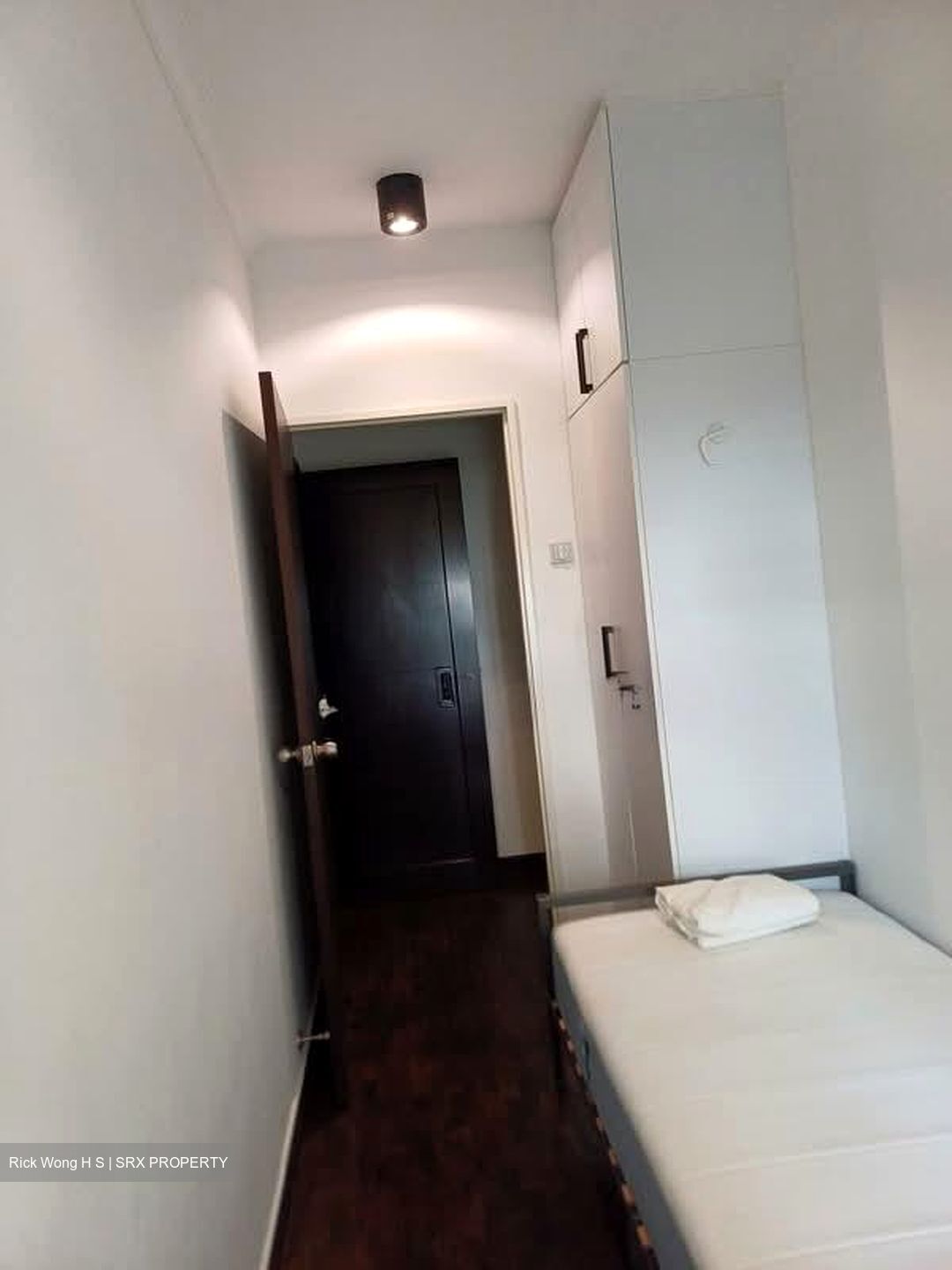 Emerald Garden (D1), Condominium #585952001